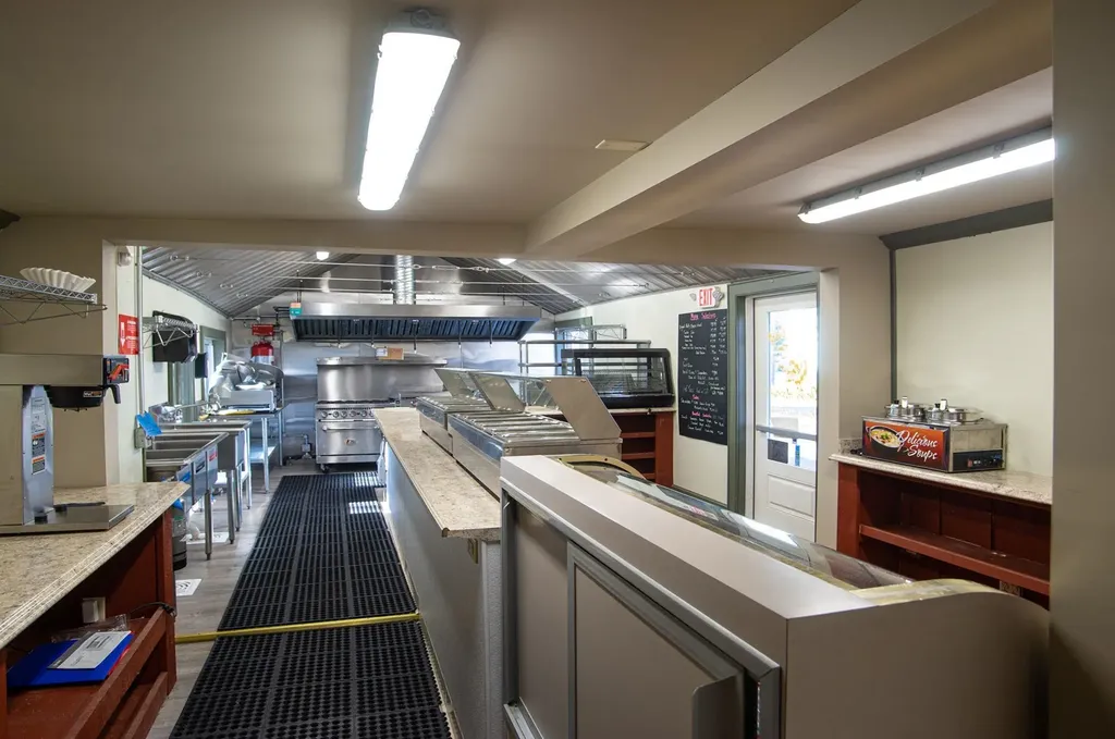 82 Western Avenue Brattleboro VT 05301