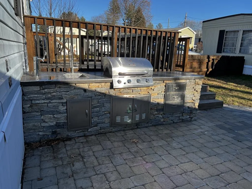 2 Horseshoe Drive Litchfield NH 03052