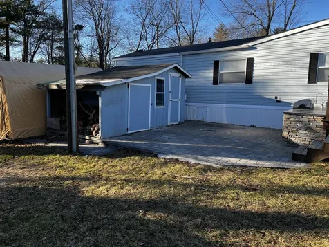 2 Horseshoe Drive Litchfield NH 03052
