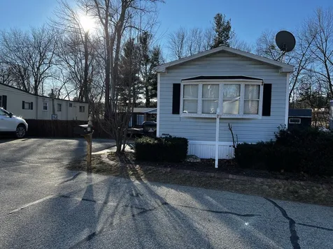 2 Horseshoe Drive Litchfield NH 03052
