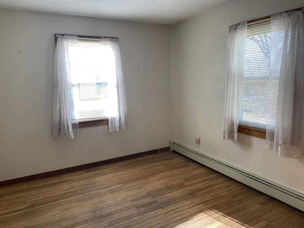 20 Giffin Street Keene NH 03431