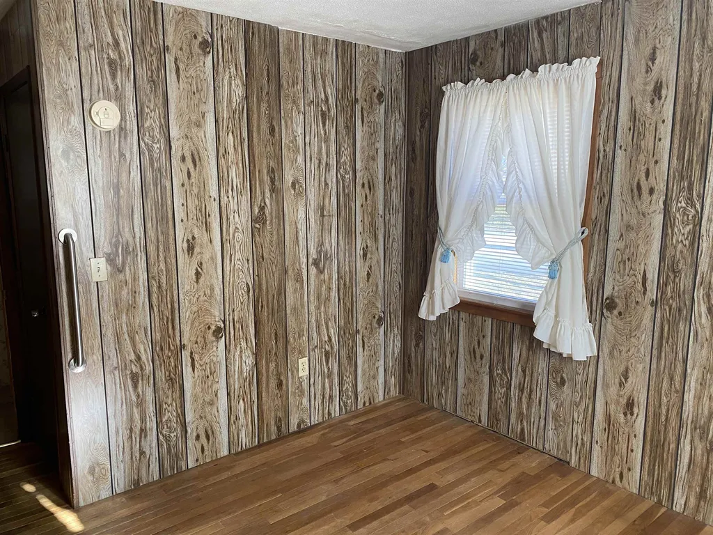 20 Giffin Street Keene NH 03431