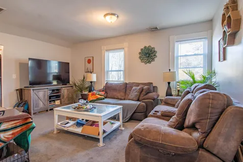 596 Belmont Street Manchester NH 03104