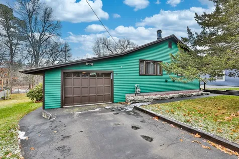 36 Tampa Street Nashua NH 03064
