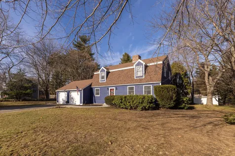 1 Holman Lane Hampton NH 03842