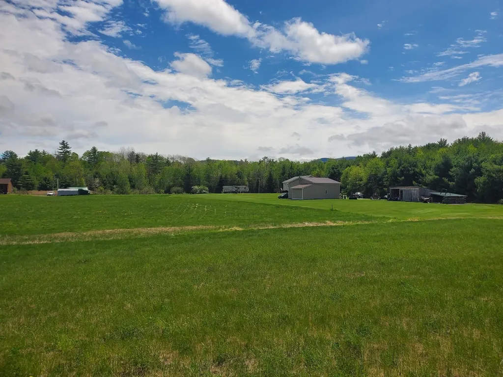 688 Goose Lane Bath NH 03740