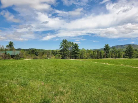 688 Goose Lane Bath NH 03740