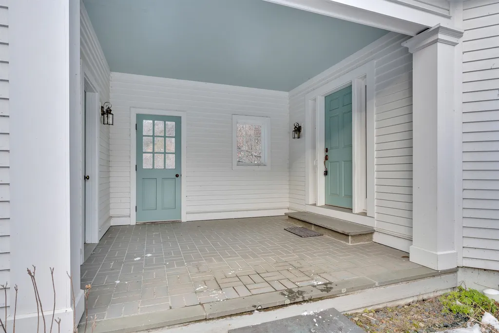 81 Roberts Road Woodstock VT 05091