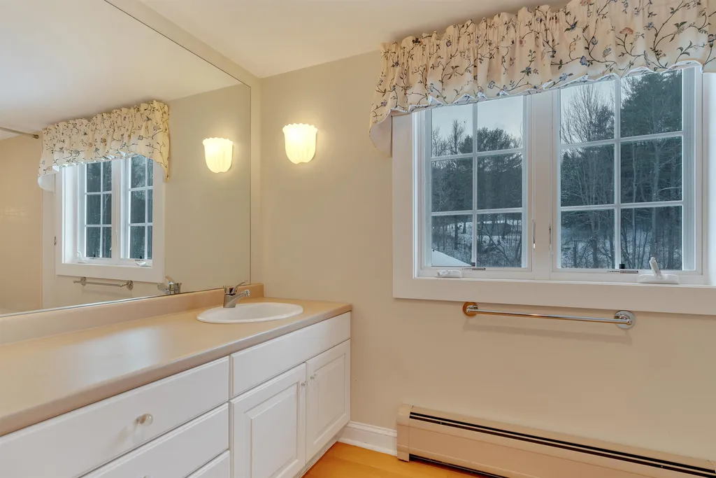 81 Roberts Road Woodstock VT 05091