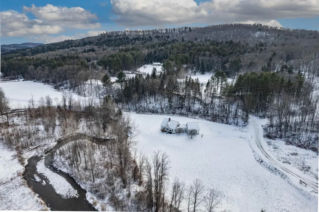 81 Roberts Road Woodstock VT 05091