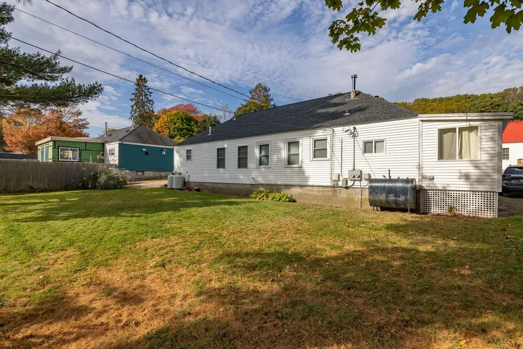 20-22 Cromwell Street Kittery ME 03904