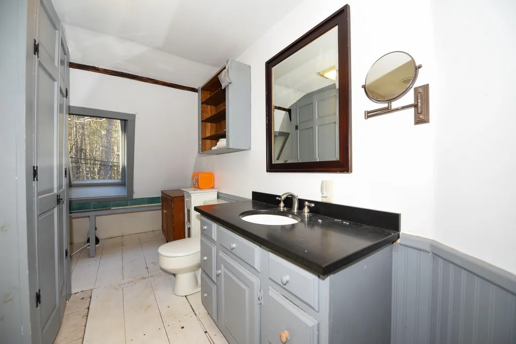 26 Whittemore Hill Road New Ipswich NH 03071