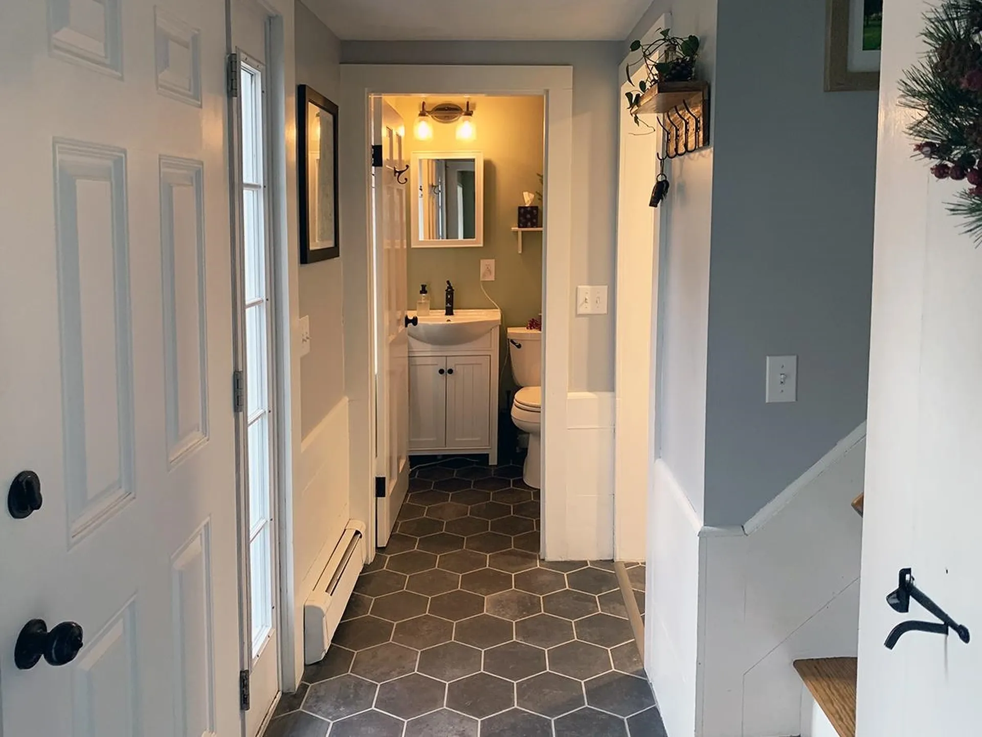 95 N Main Street Newton NH 03858