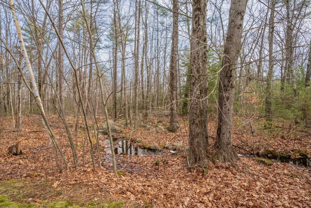 183 Hackett Hill Road Hooksett NH 03106
