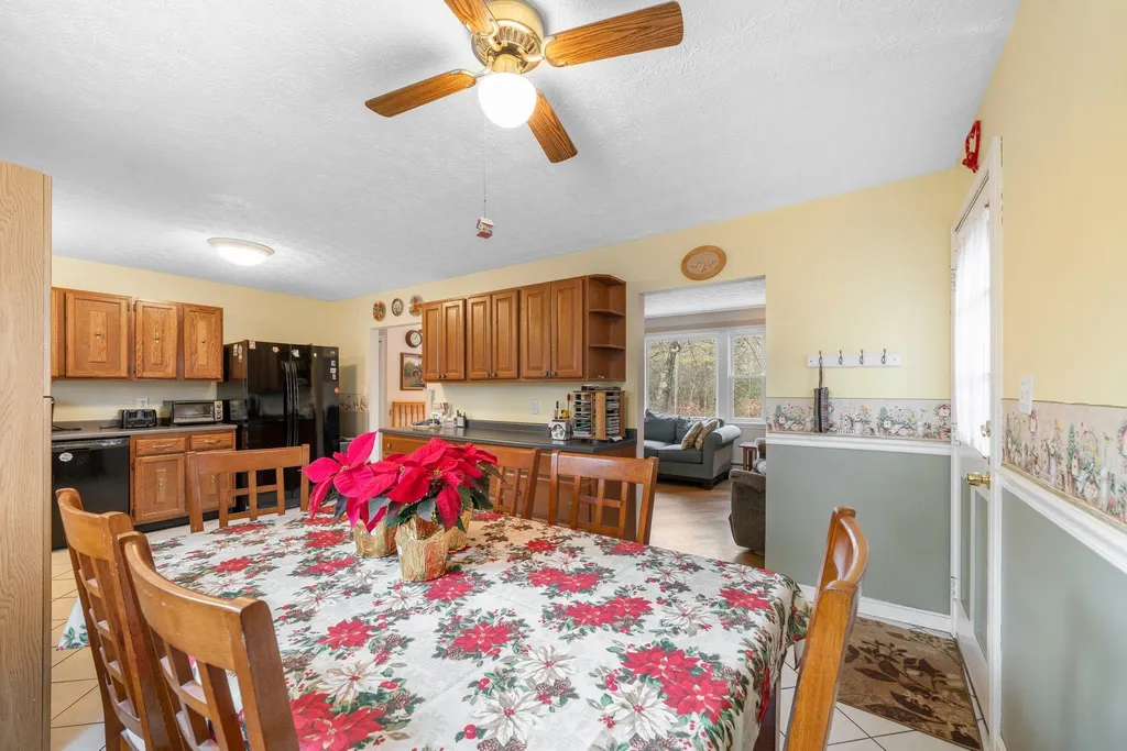 183 Hackett Hill Road Hooksett NH 03106