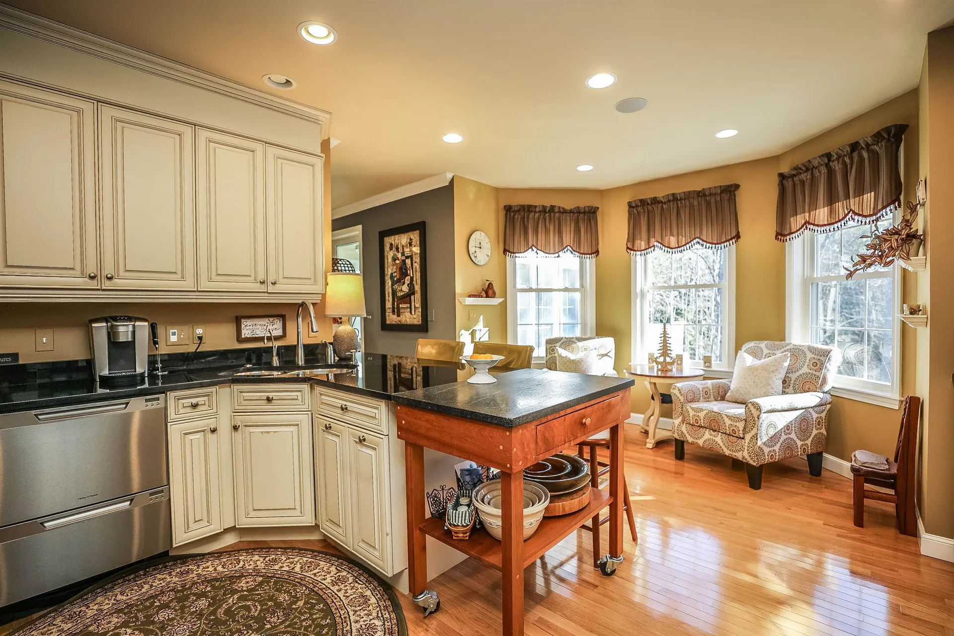 73 Blueberry Drive Manchester NH 03102