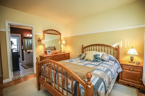 73 Blueberry Drive Manchester NH 03102