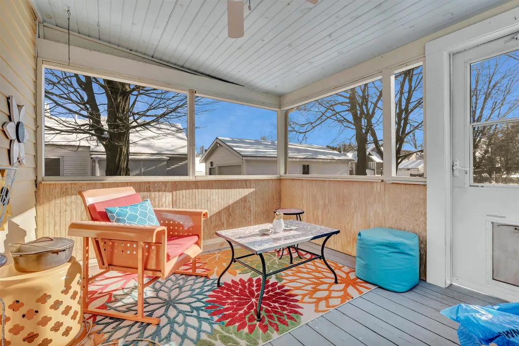6 Walnut Street Exeter NH 03833