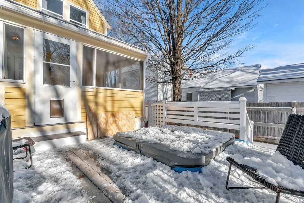 6 Walnut Street Exeter NH 03833