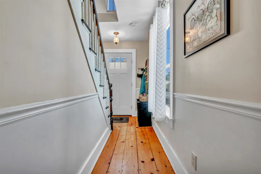 6 Walnut Street Exeter NH 03833