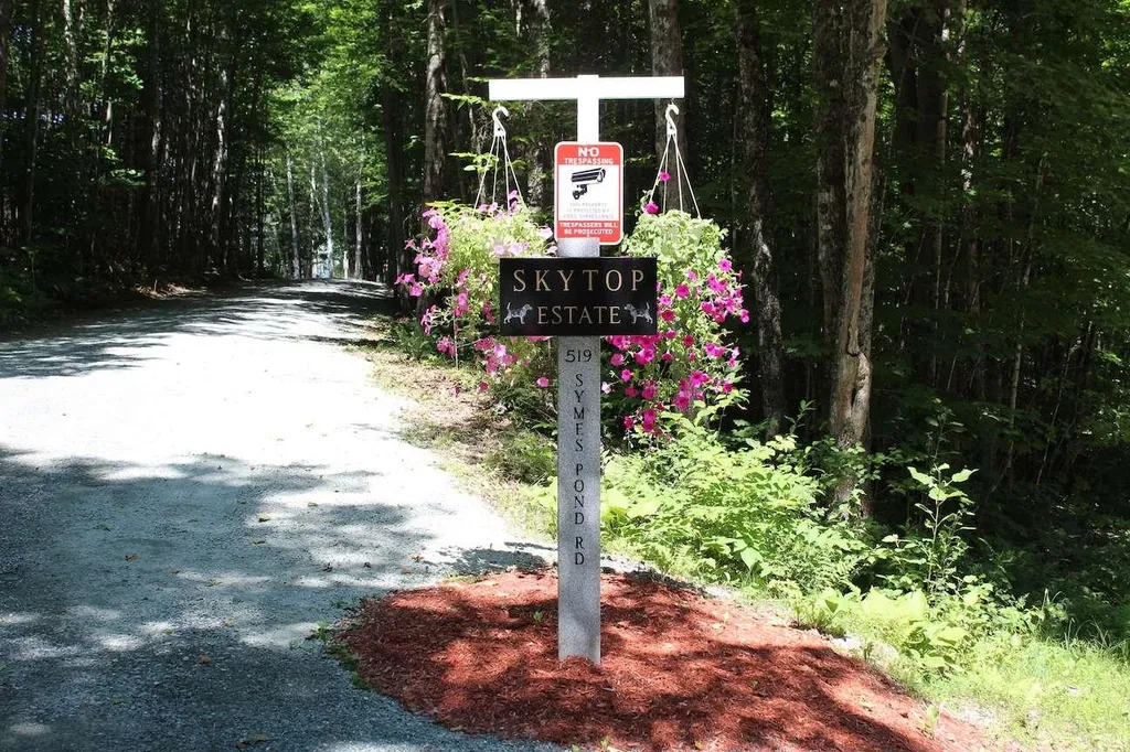 519 Symes Pond Road Ryegate VT 05042