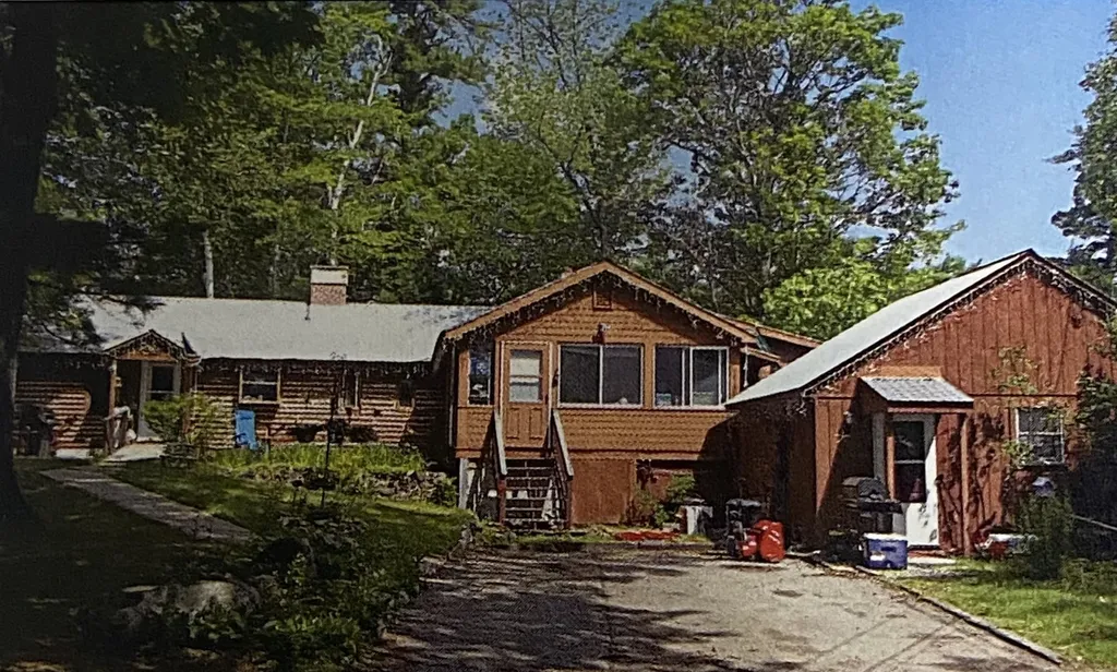 27 East Side Road Conway NH 03818