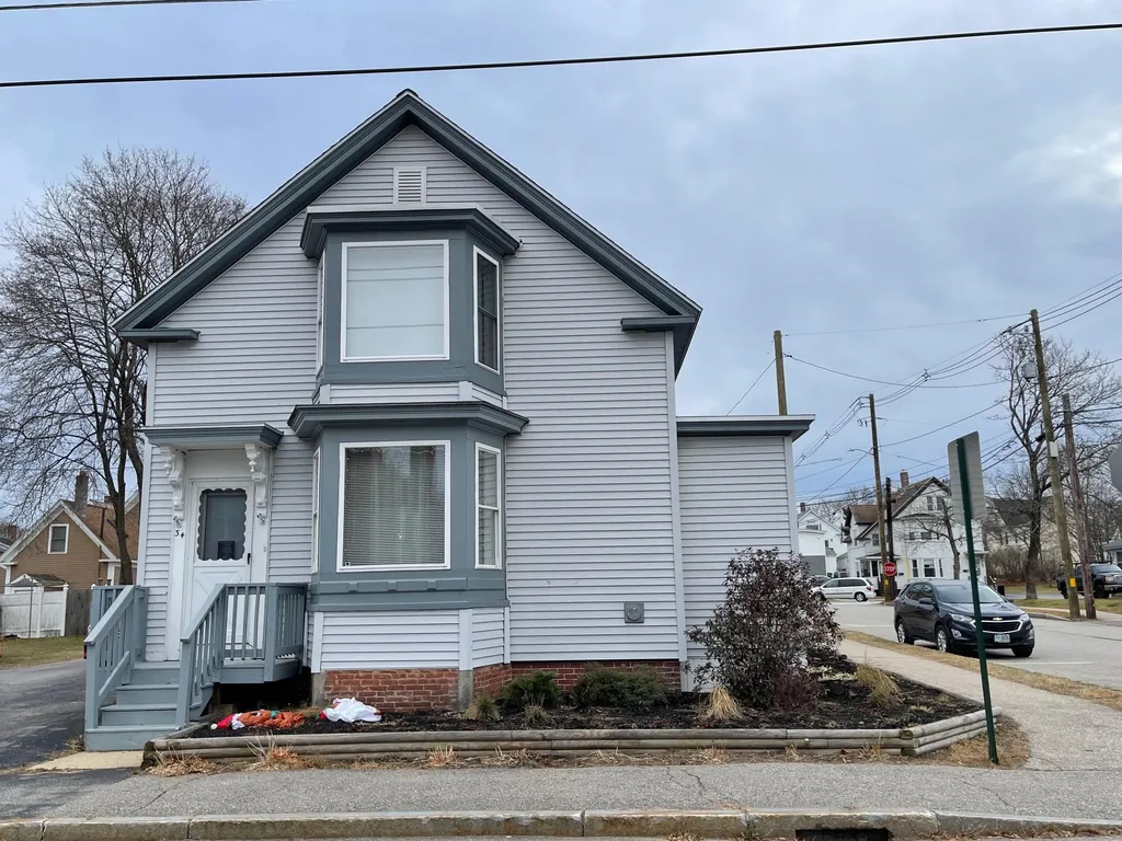 34 Maple Street Rochester NH 03867