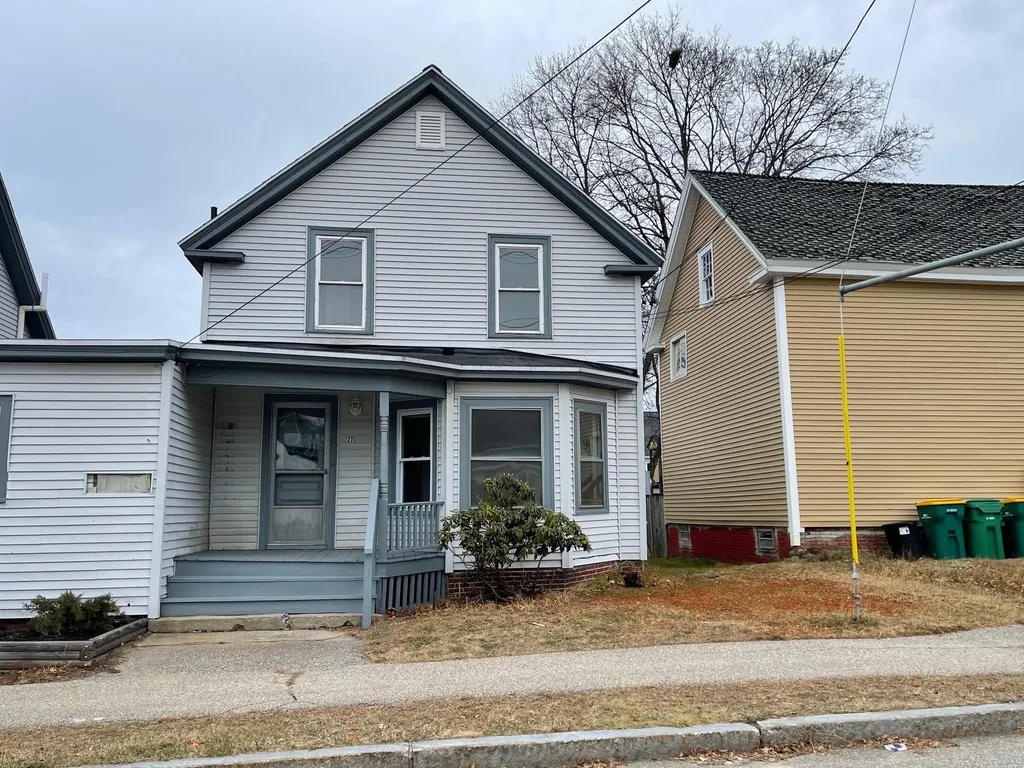 34 Maple Street Rochester NH 03867