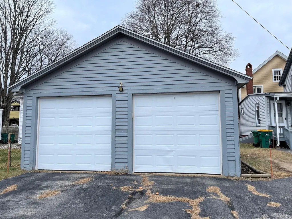 34 Maple Street Rochester NH 03867