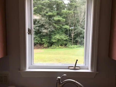 225 Halls Village Road Chester NH 03036