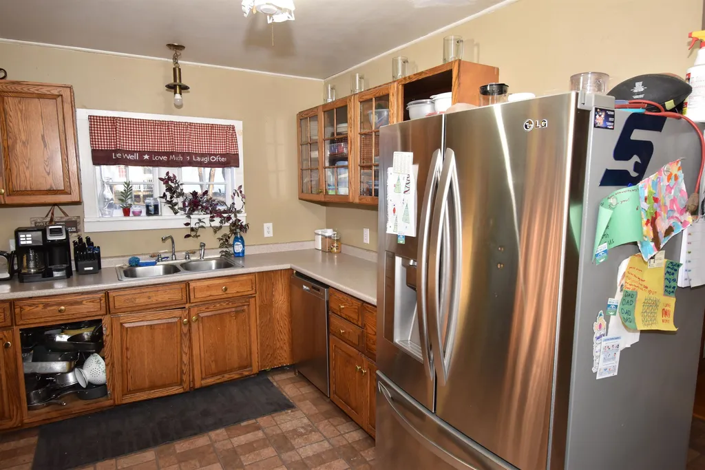 13 Grove Street Newport NH 03773