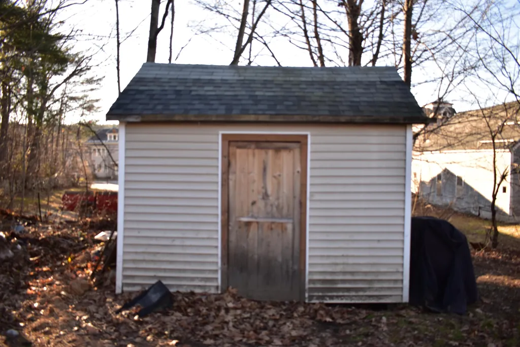 13 Grove Street Newport NH 03773