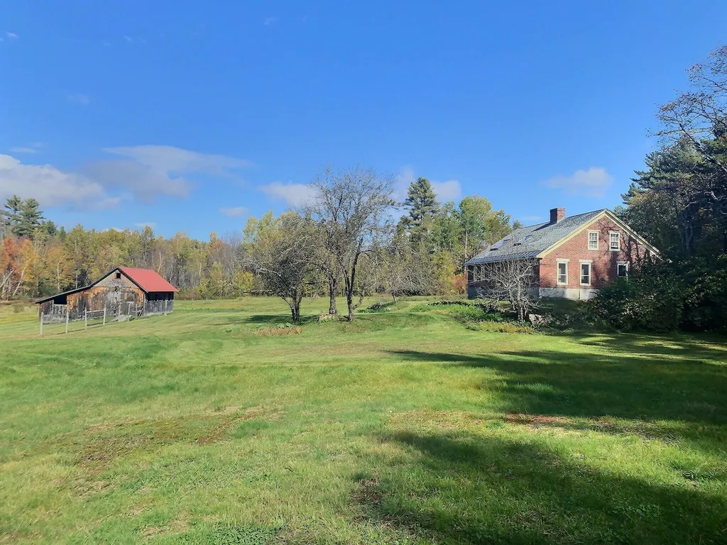 379 Kearsarge Valley Road Sutton NH 03260