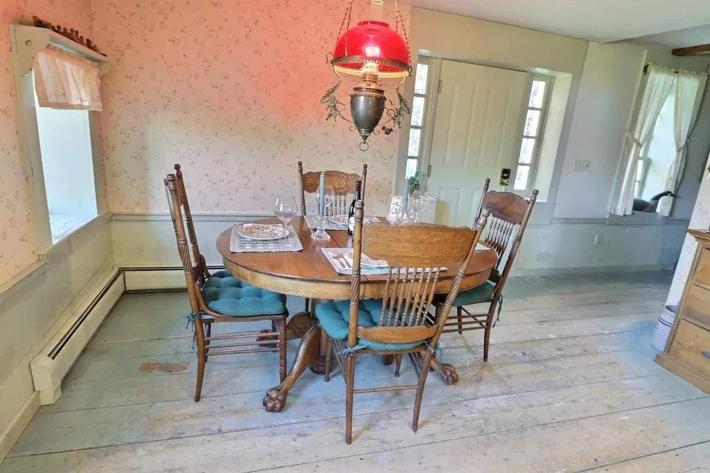 379 Kearsarge Valley Road Sutton NH 03260