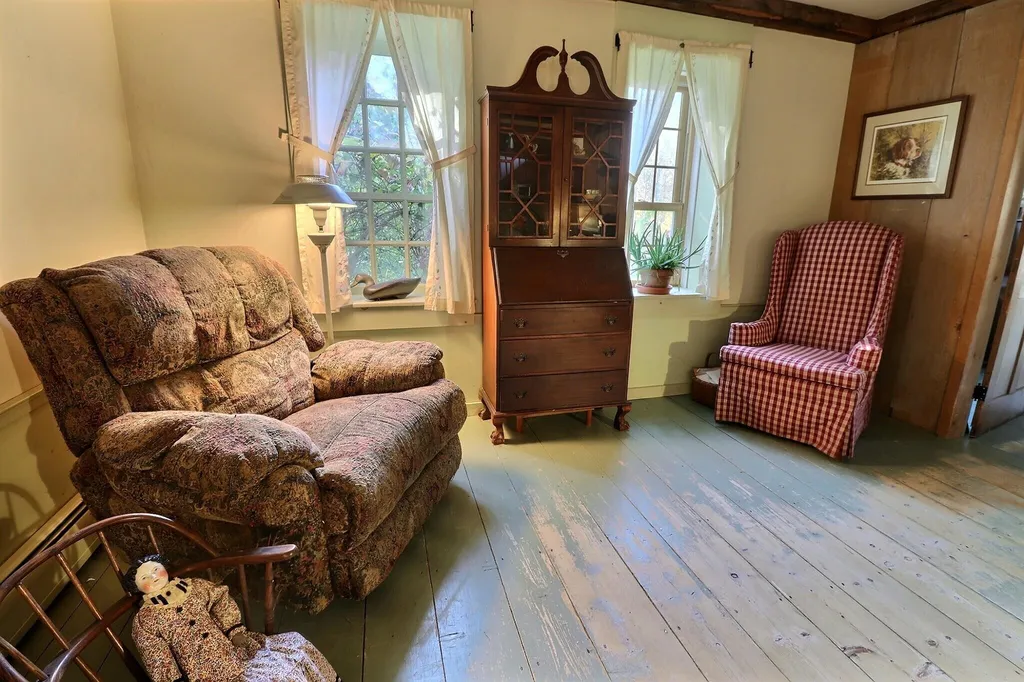 379 Kearsarge Valley Road Sutton NH 03260