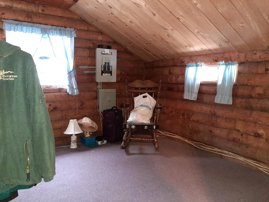 12 Britt Road Pittsburg NH 03592