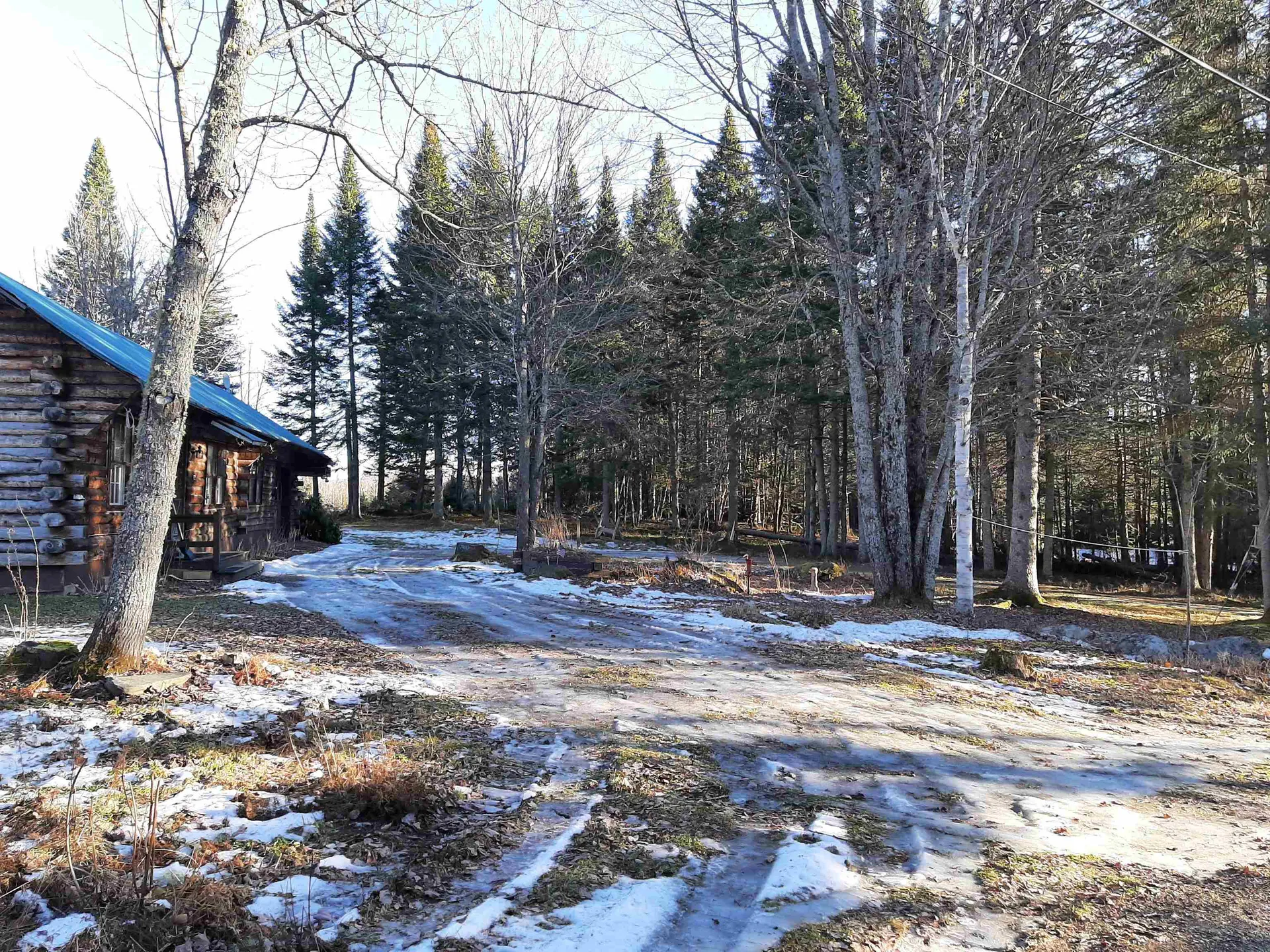 12 Britt Road Pittsburg NH 03592