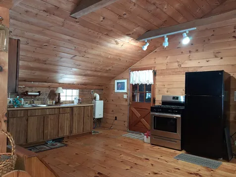 12 Britt Road Pittsburg NH 03592