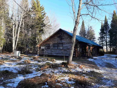 12 Britt Road Pittsburg NH 03592