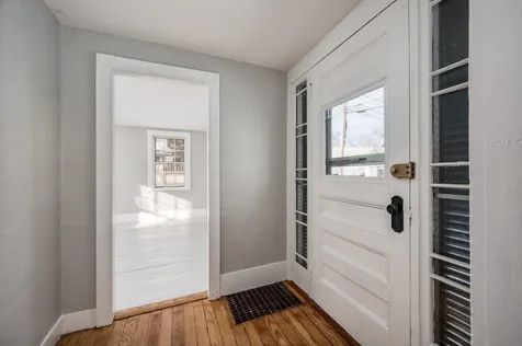 26 Garfield Street Exeter NH 03833
