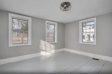 26 Garfield Street Exeter NH 03833