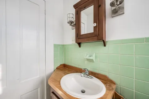 26 Garfield Street Exeter NH 03833