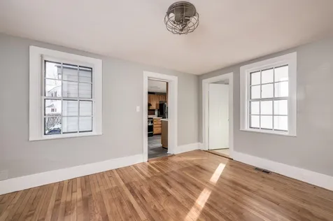 26 Garfield Street Exeter NH 03833