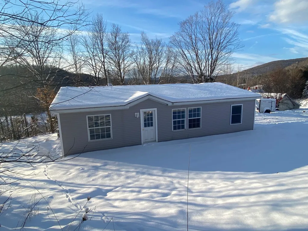 4 Firehouse Lane Topsham VT 05076