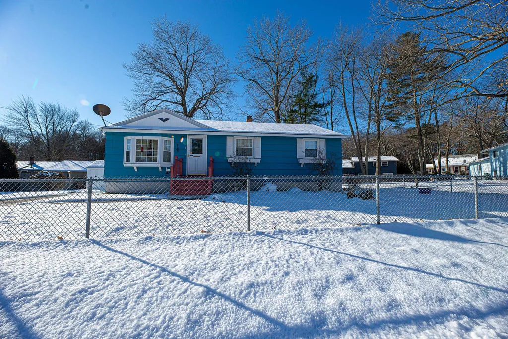 1 Berkshire Lane Dover NH 03820