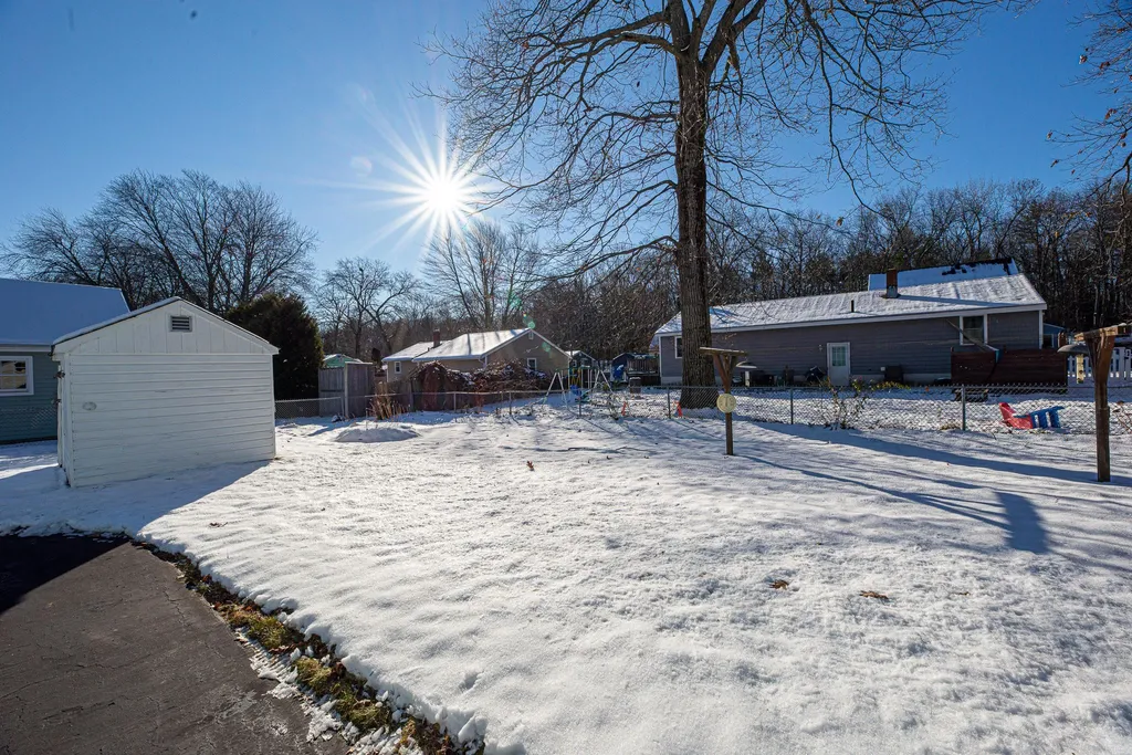 1 Berkshire Lane Dover NH 03820