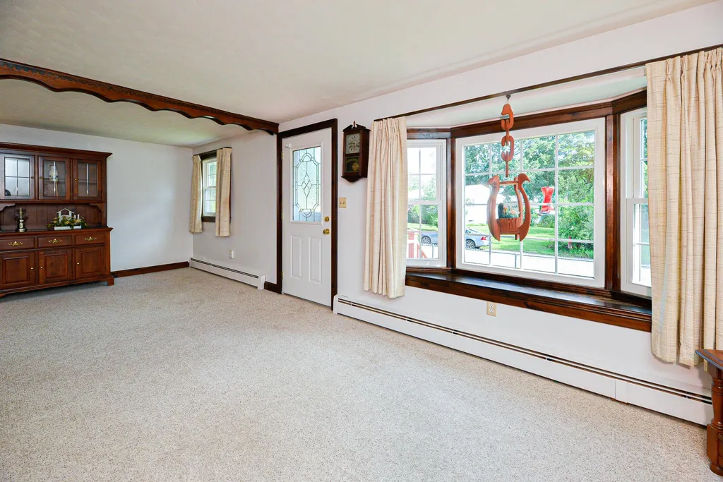 1 Berkshire Lane Dover NH 03820