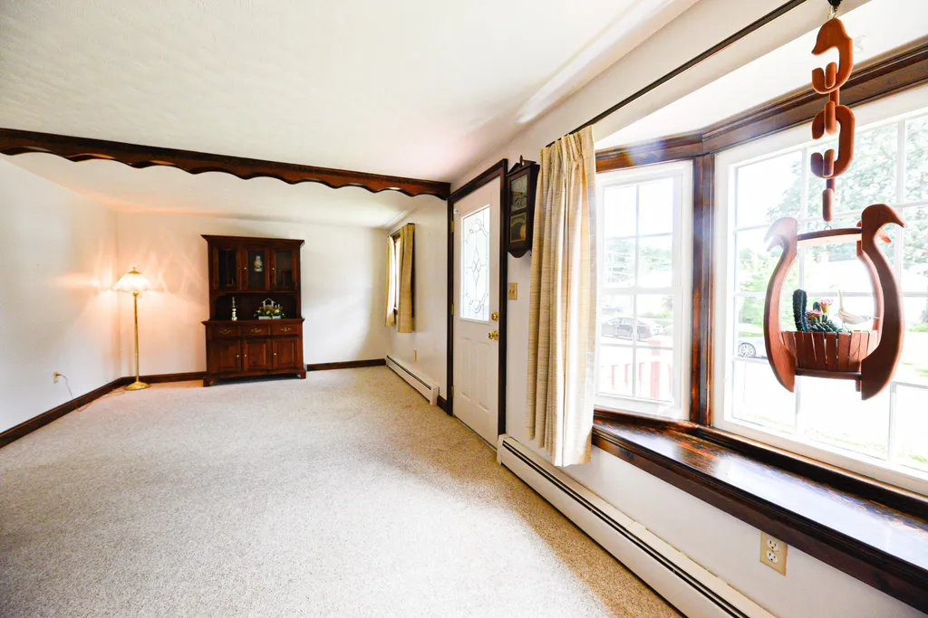 1 Berkshire Lane Dover NH 03820