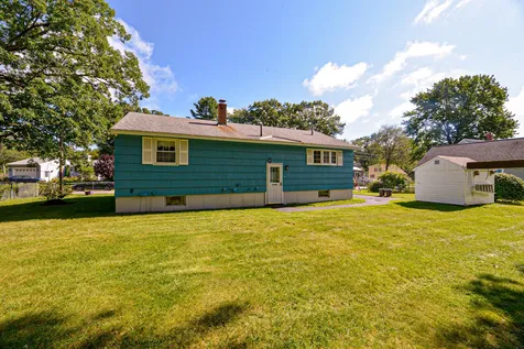 1 Berkshire Lane Dover NH 03820