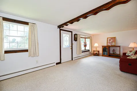 1 Berkshire Lane Dover NH 03820